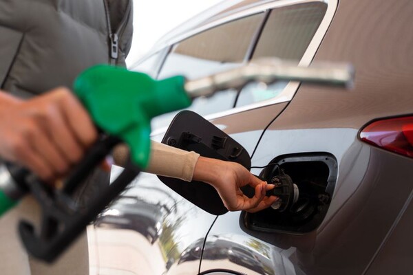 Valivý odpor: Ako ovplyvňuje spotrebu paliva?